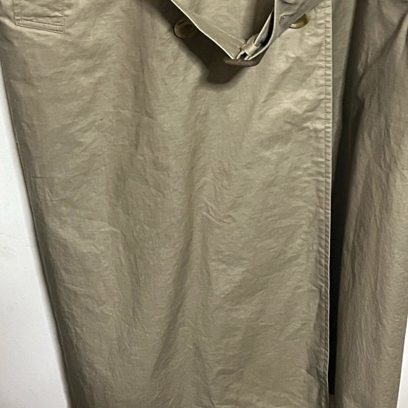 Burberrys Tan Trench Coat - Picture 6 of 13